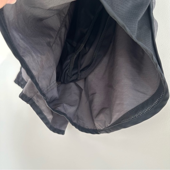 Nike Dri-Fit Tempo Shorts Grey Size Large - Picture 4 of 7